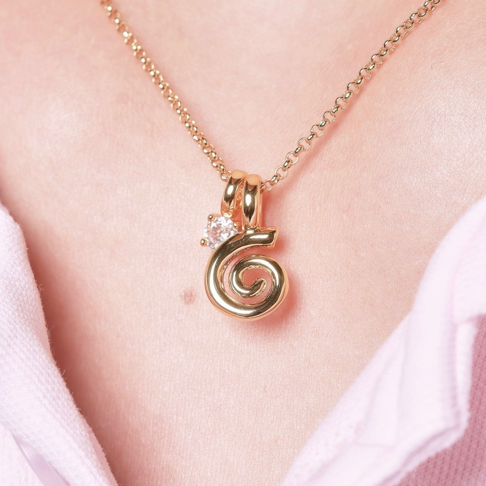 YVIS Tiny Twirl Necklace