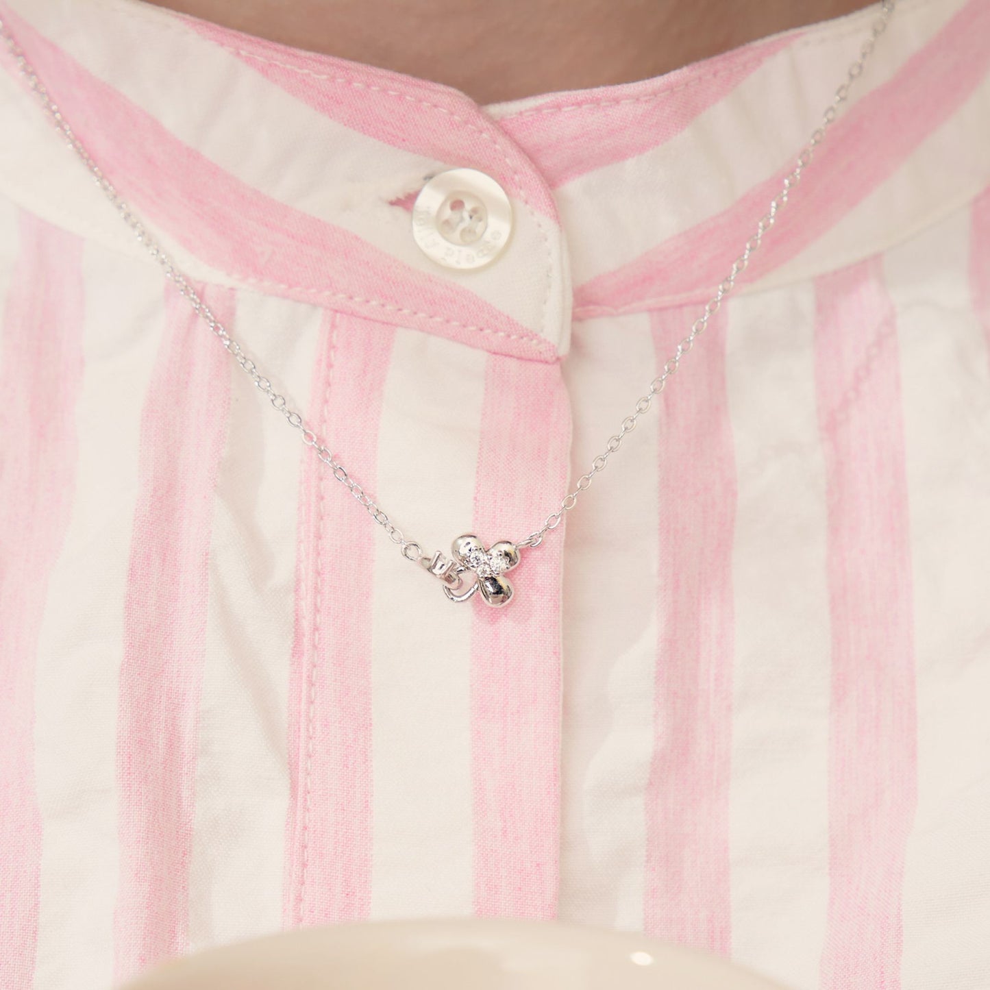 YVIS Petals Necklace