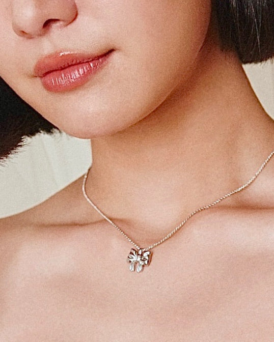 YVIS Just Married Necklace - Proud Wedding Collection