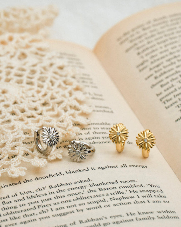 YVIS Bellis Hoop Earring - Solace Collection