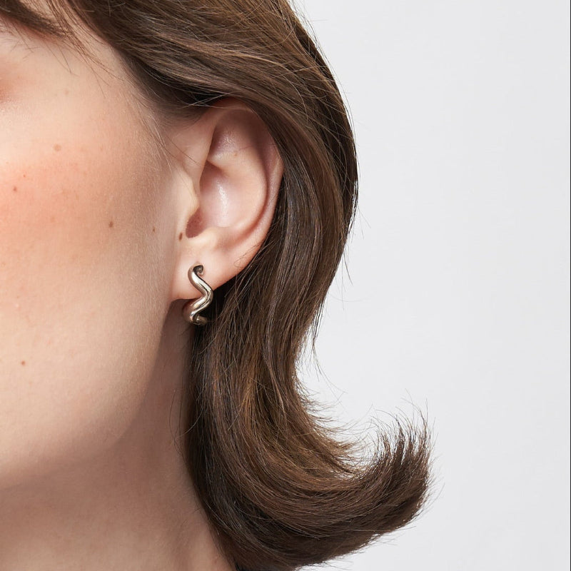 YVIS Noodle Hoop Earring